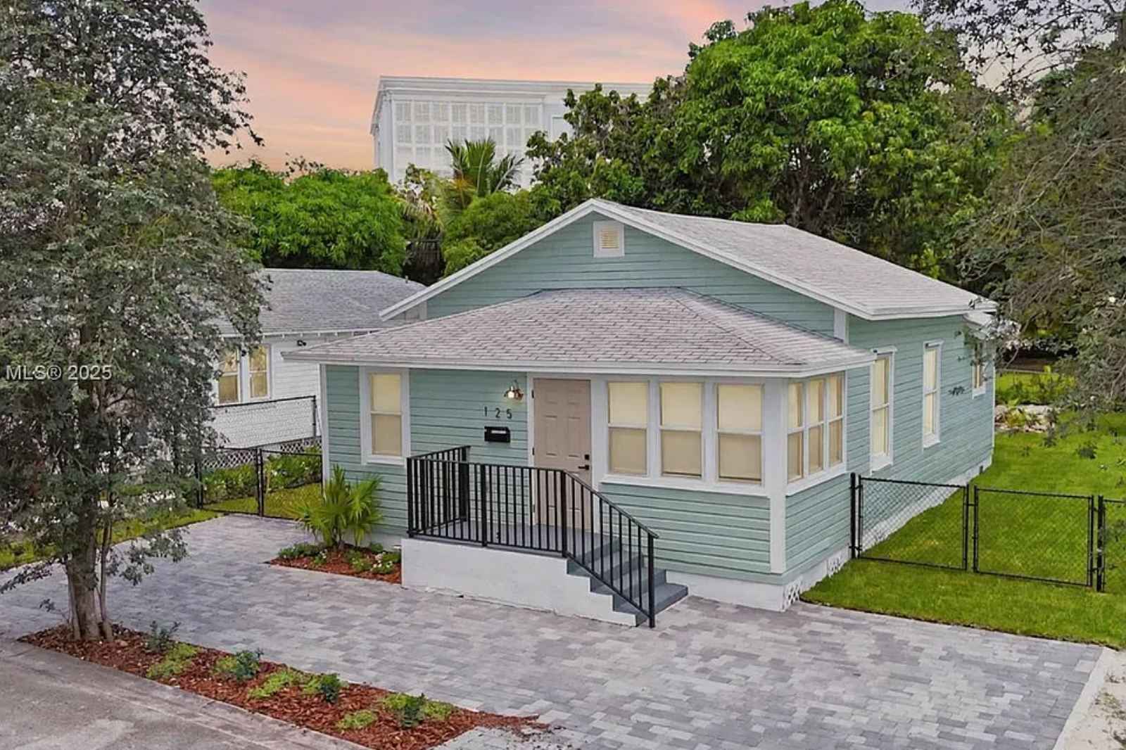 125 Frow Ave #1,  Coral Gables, FL 33133