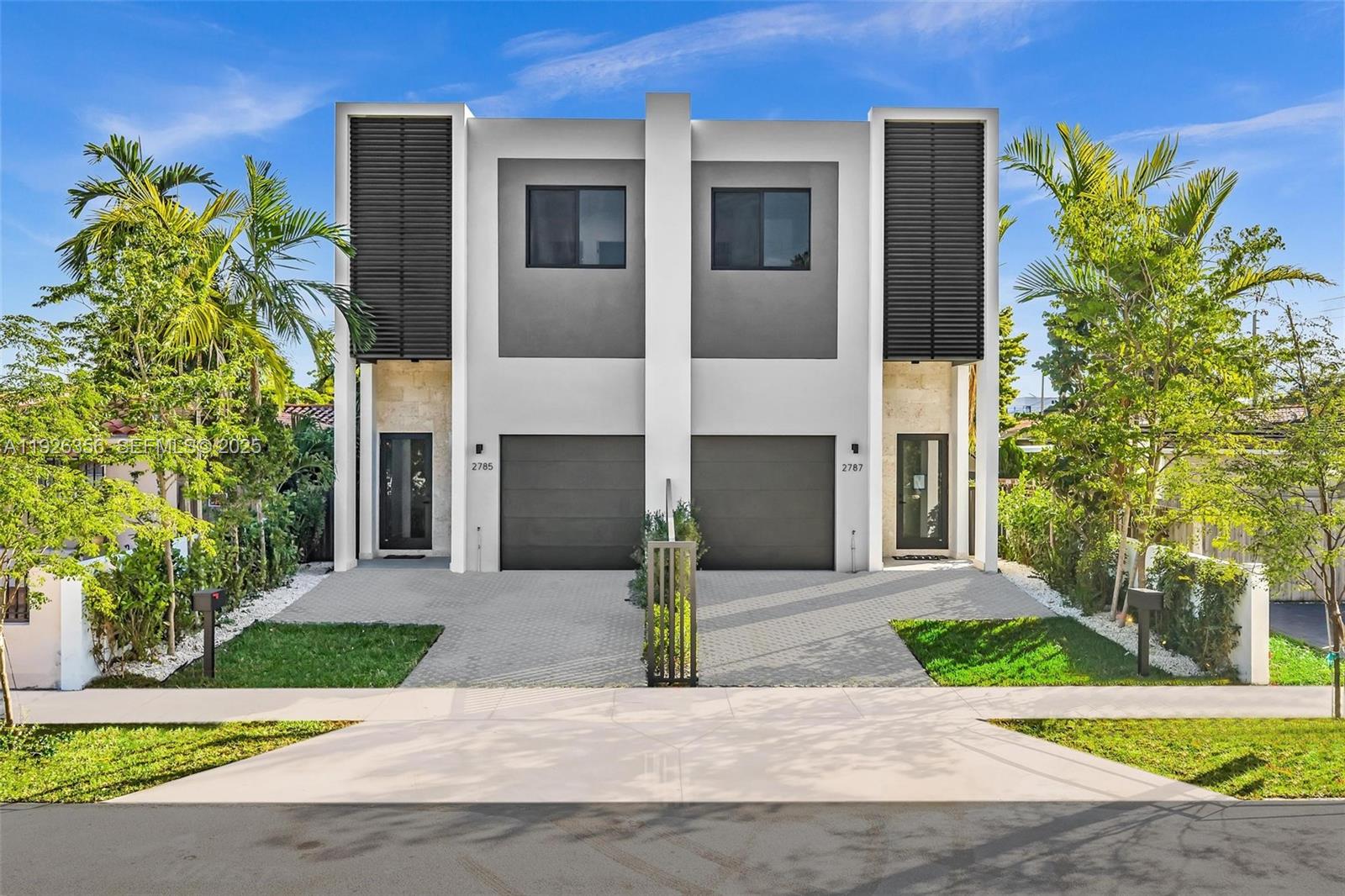 2785 SW 34th Ave, Miami, FL 33133