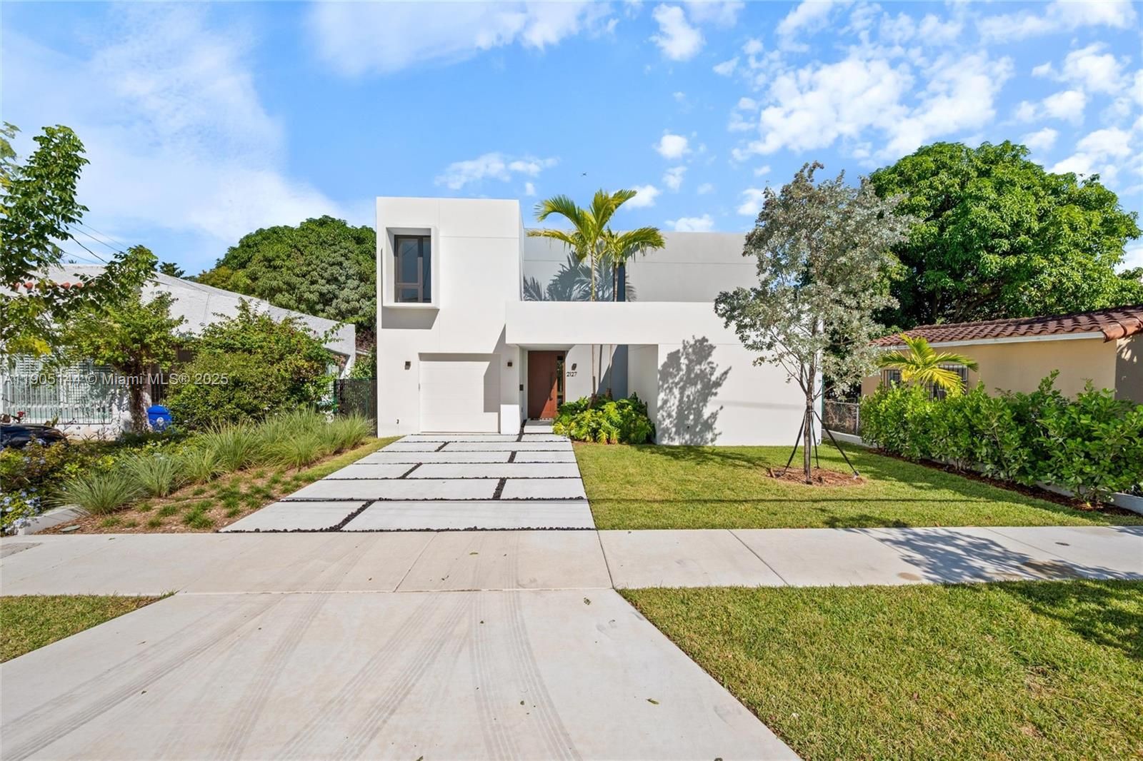 2127 SW 11th Ter, Miami, FL 33135