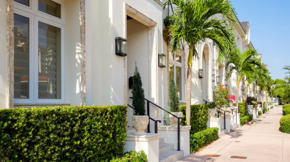 Benefits of Buying a New Construction Townhome in Coconut Grove